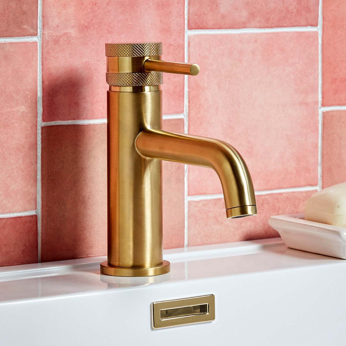 Apres Brushed Brass Mono Basin Mixer Tap